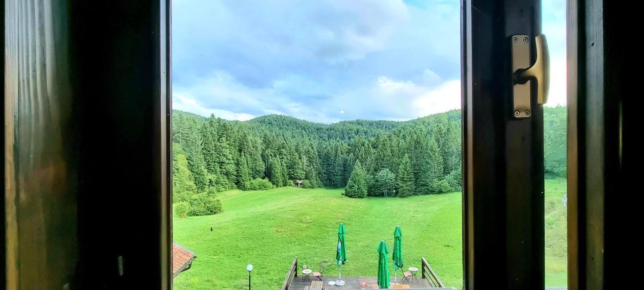 Planinski Dom Na Travni Gori Sodrazica Eksteriør billede